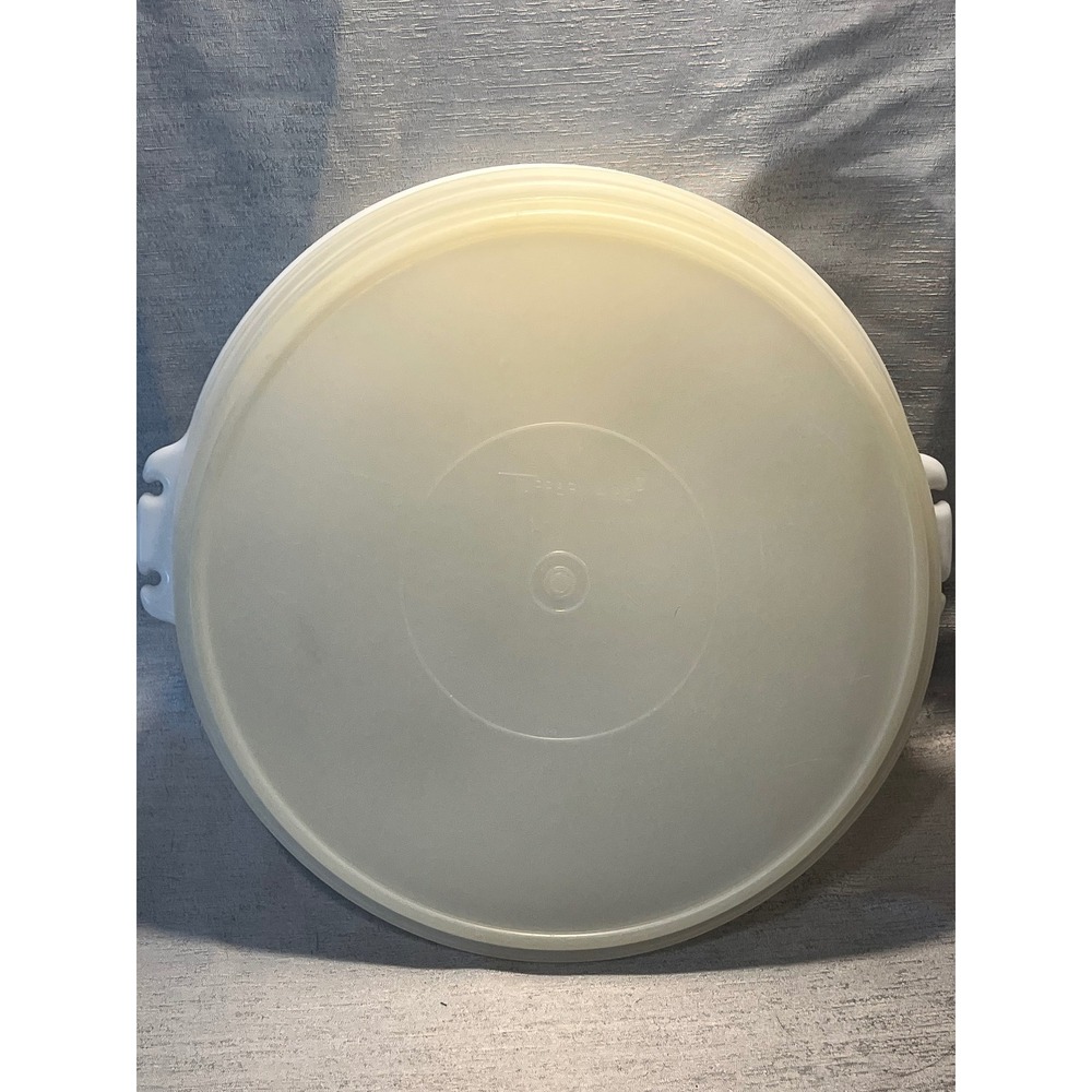Vintage Tupperware Je t'aime Serving Tray White 6-Section Snack Veggie Lid x 2
